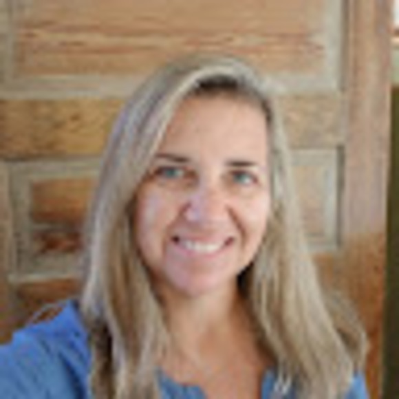 Meet your Posher, Daniela - Picture 1 of 1